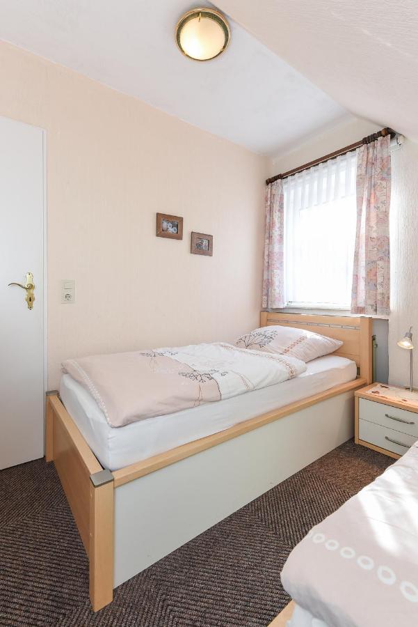 Ferienwohnungen Im Haus Am Wattenmeer 纽哈灵吉塞尔 外观 照片